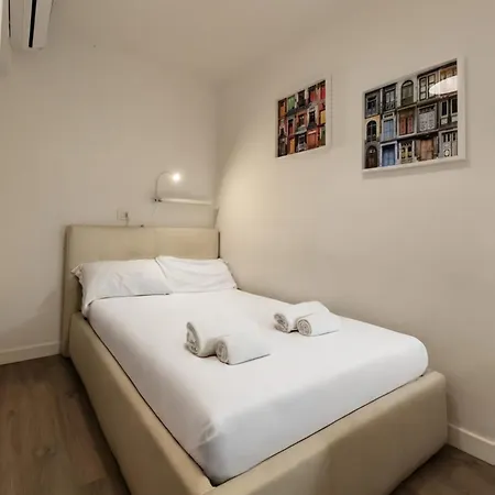 Guesthost - Ponte Vecchio & Boboli Modern Appartement *