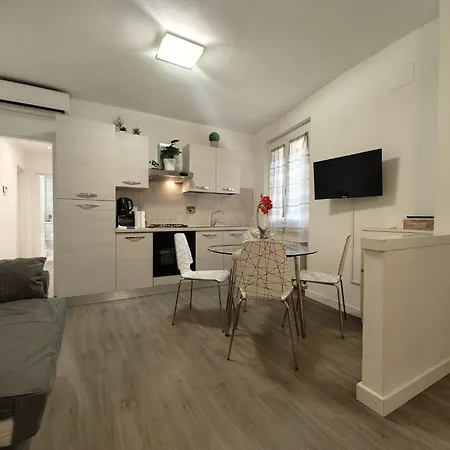 Appartement Guesthost - Ponte Vecchio & Boboli Modern Florence