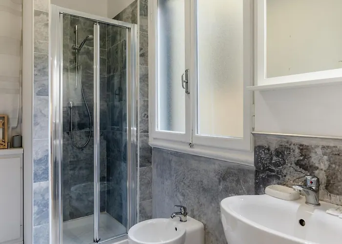Guesthost - Ponte Vecchio & Boboli Modern Apartament